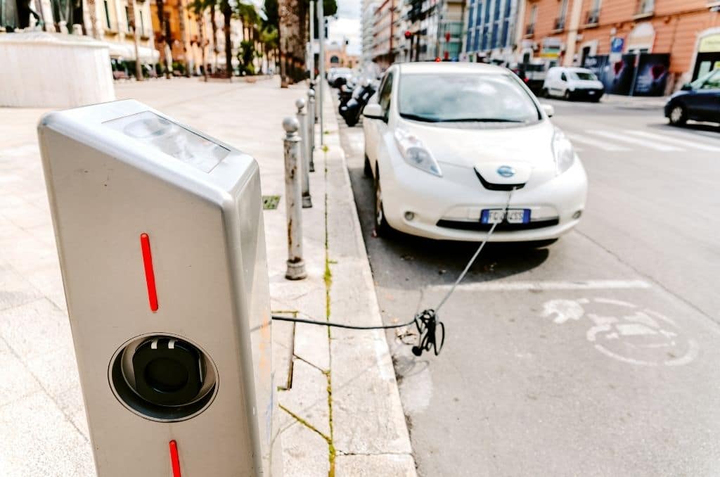 Shell to Install 50,000 Electric Vehicle Charging Stations in UK by 2025