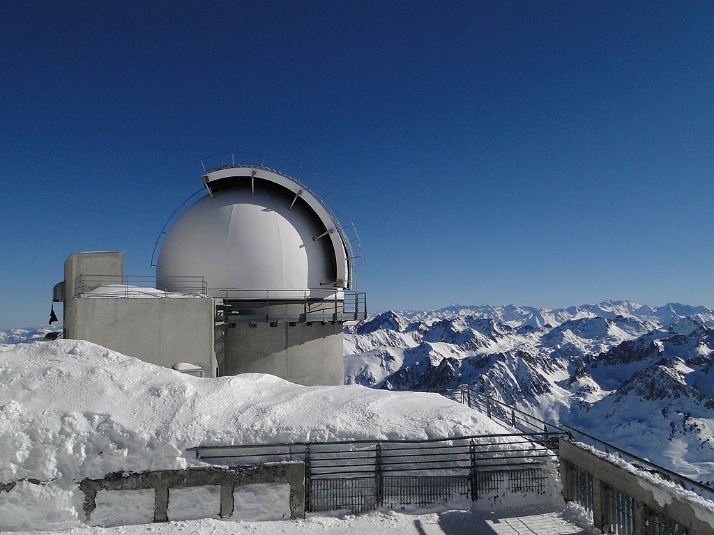 Microplastic Particles Detected in Clean Air Over French Pyrenees Mountains