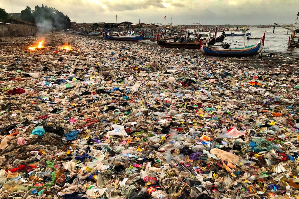 plastic pollution statistics