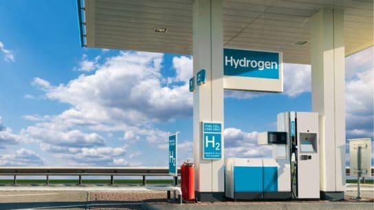 Examining the Pros and Cons of Hydrogen Energy