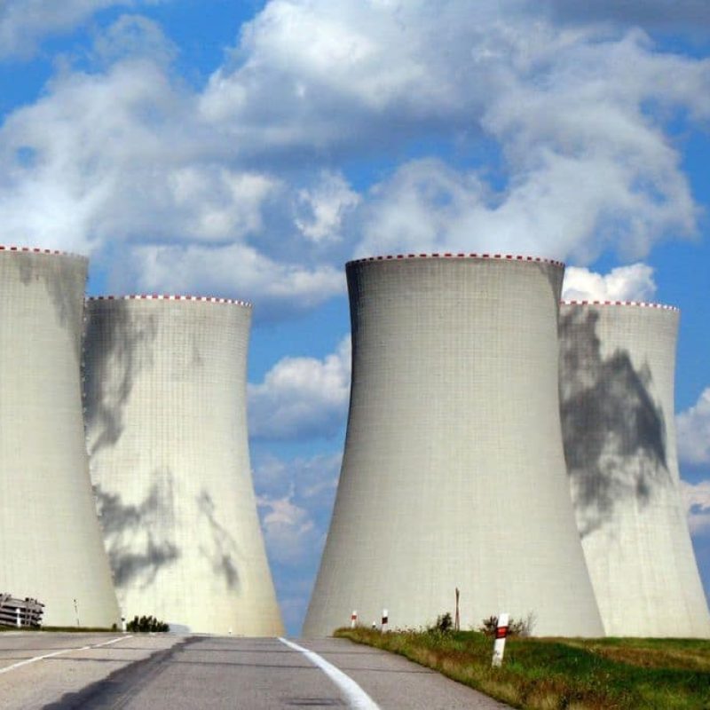The Advantages and Disadvantages of Nuclear Energy | Earth.Org