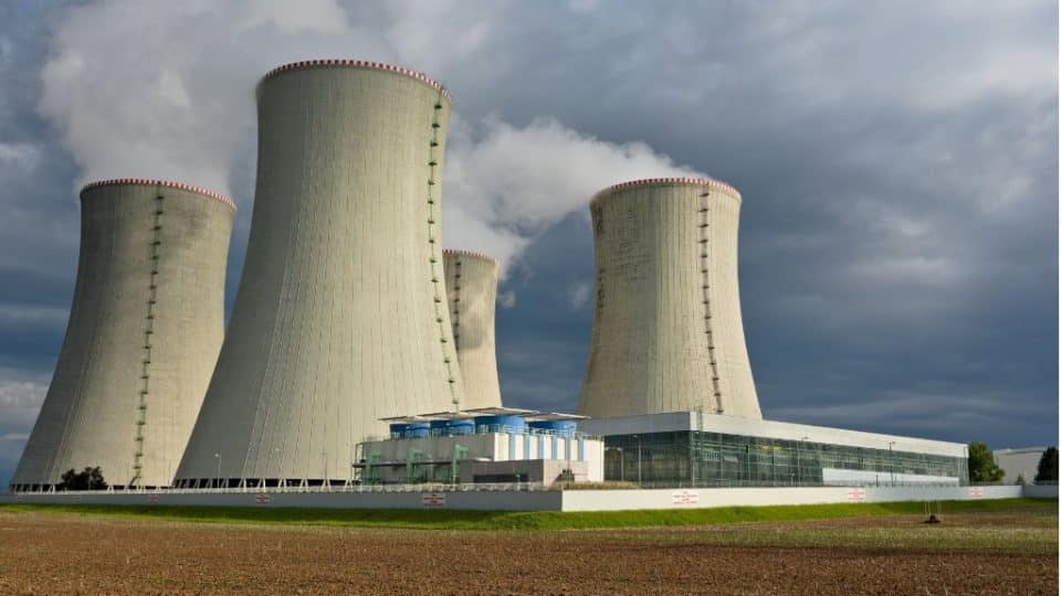nuclear energy; nuclear reactors