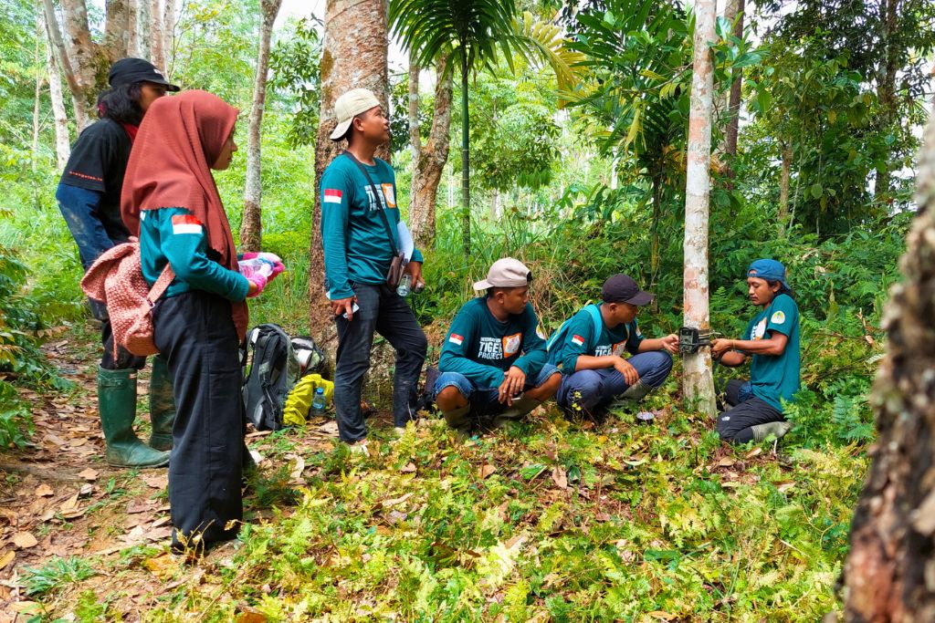 Breaking Down Gender Barriers in Indonesia’s Conservation Field: An Interview With Susi Oktaviana
