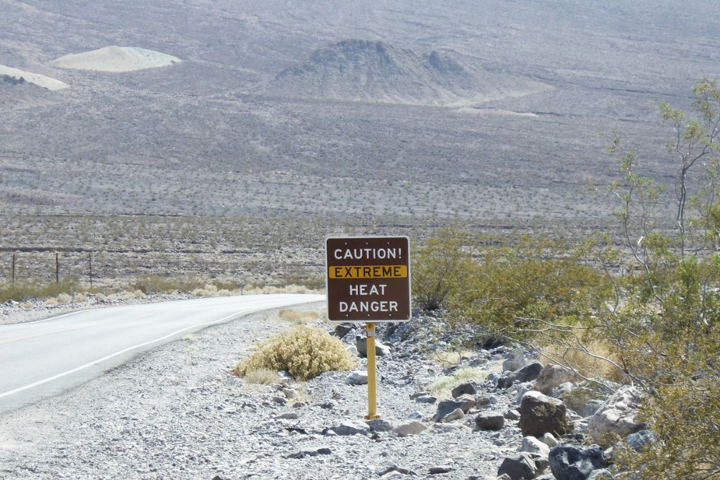 heatwave; caution extreme heat danger; US Death Valley