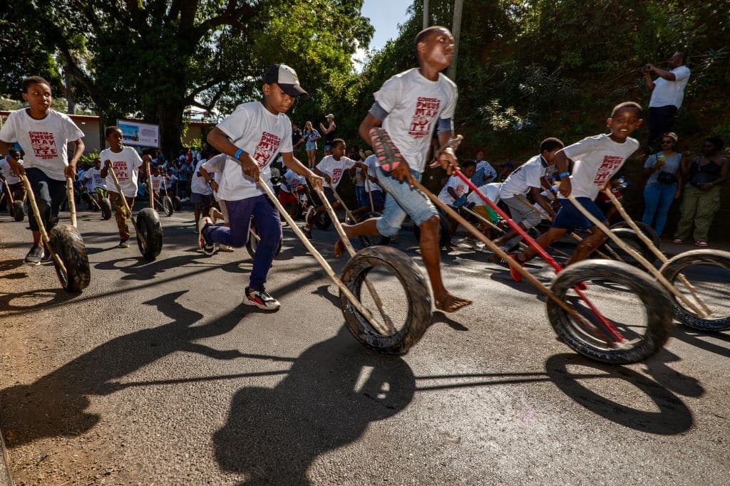 How Mayotte’s Tire Race Reveals a Broken Waste System 