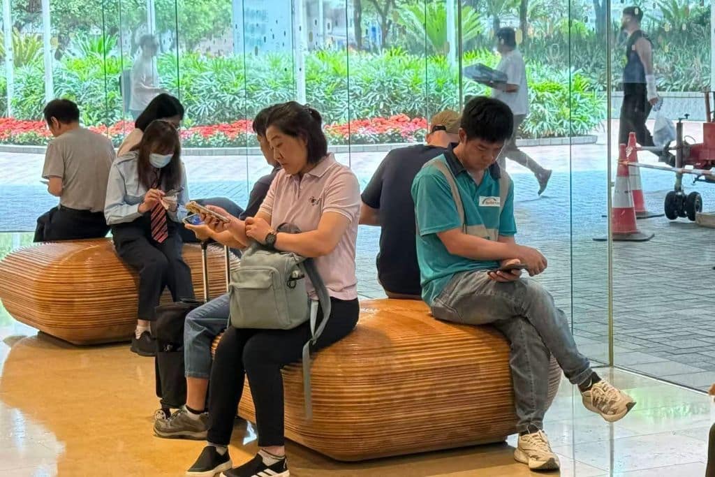 Is Hong Kong’s Energy Saving Charter Failing to Stop Overcooling? | Earth.Org